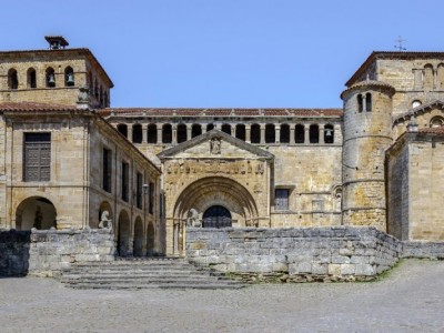 Santillana del Mar y Altamira