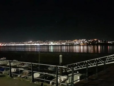 La bahía de Santander de noche