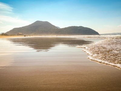 La playa de Berria en Santoña
